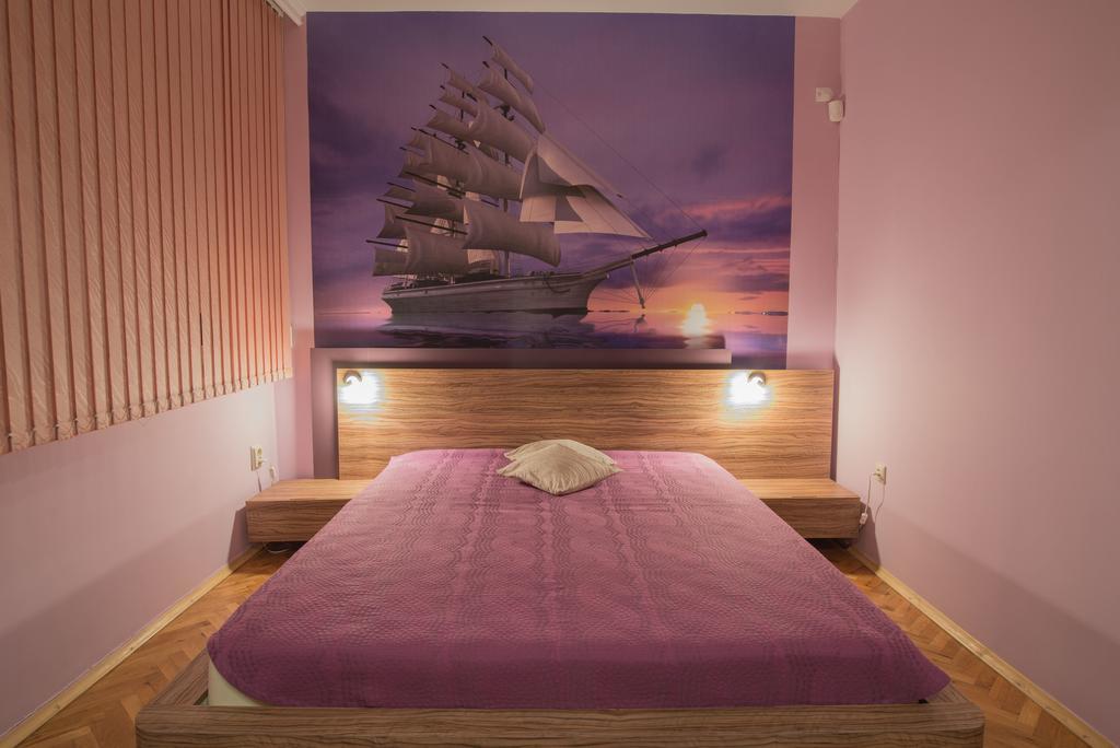 Sea Garden Plaza Apartment - Free Parking Burgas Quarto foto